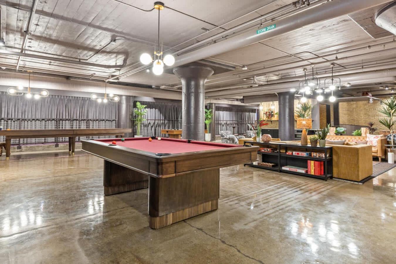 Cozysuites Nlg With Pool Bowling Alley Sauna #10 Minneapolis Luaran gambar